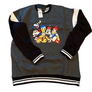 NWT Hot Topic Disney Pullover Sweater
